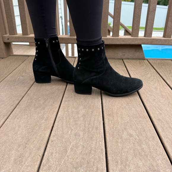 Black Styling Boots - Picture 5 of 11